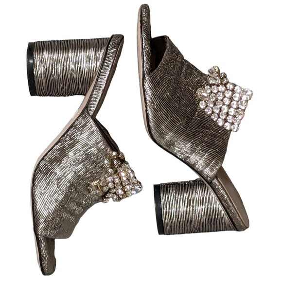 Stuart Weitzman Theone jeweled slides in silver metallic sized 6.5M - Picture 7 of 12